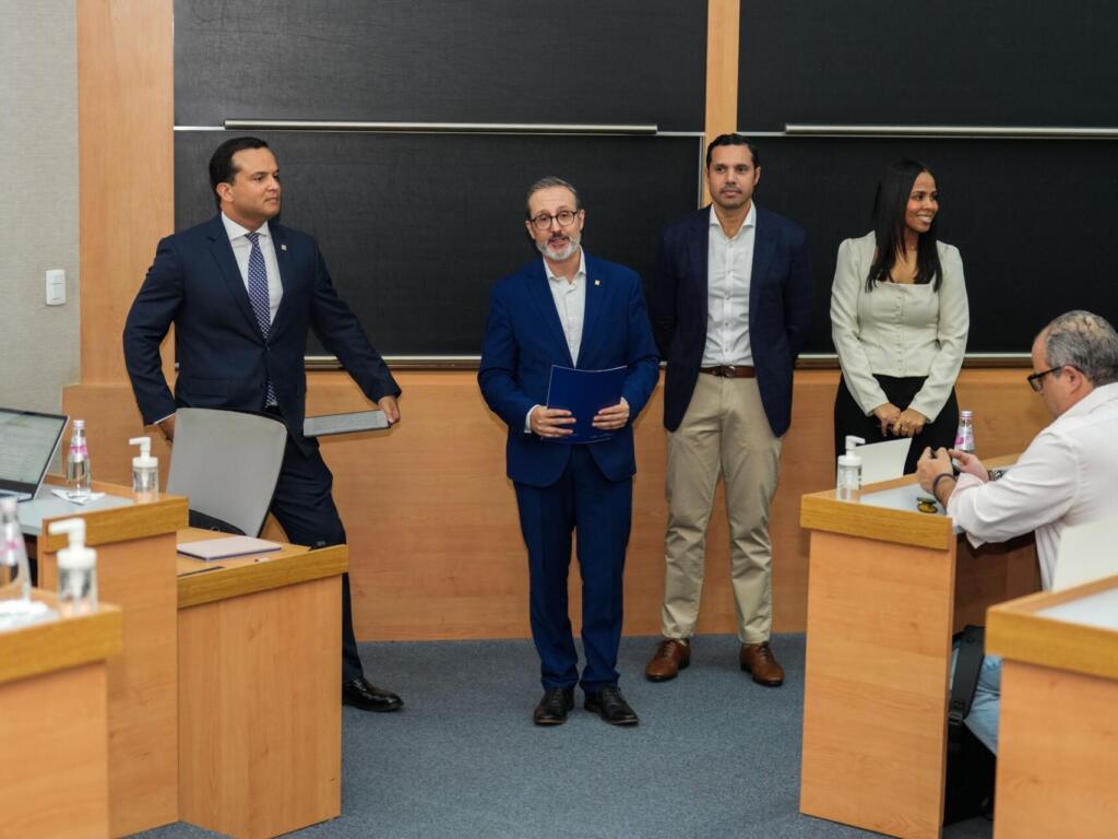 Miguel Pimentel, Esteban Martínez - Murga, José Arias y Leslie Calzado