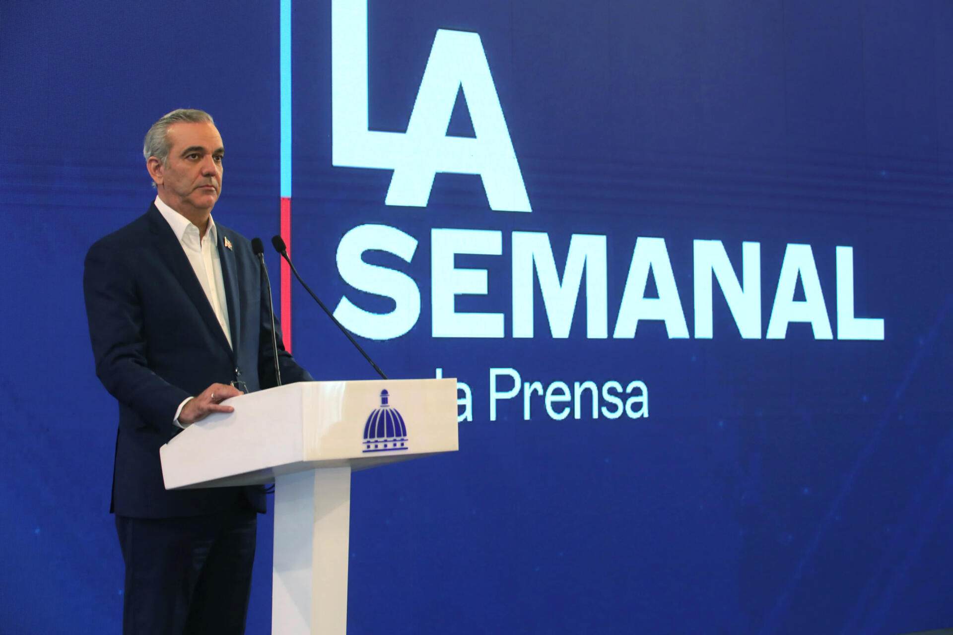 El presidente de la República Dominicana, Luis Abinader, evitó este lunes referirse a la reciente reforma a varios artículos de la Constitución de El Salvador.