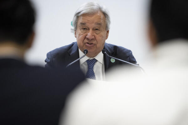 El Secretario General de la ONU, António Guterres, habla durante una conferencia de prensa en la IX Conferencia Internacional de Tokio sobre el Desarrollo de África (TICAD 9), celebrada en Yokohama, prefectura de Kanagawa, al sur de Tokio, el 21 de agosto de 2025. (Foto: Yuichi YAMAZAKI / AFP)
