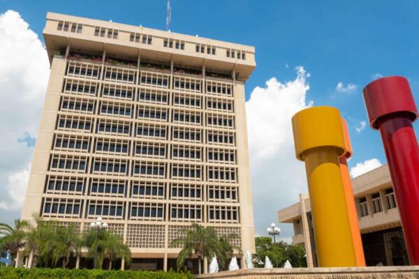 Fachada del Banco Central de la República Dominicana. (Foto de archivo) 
