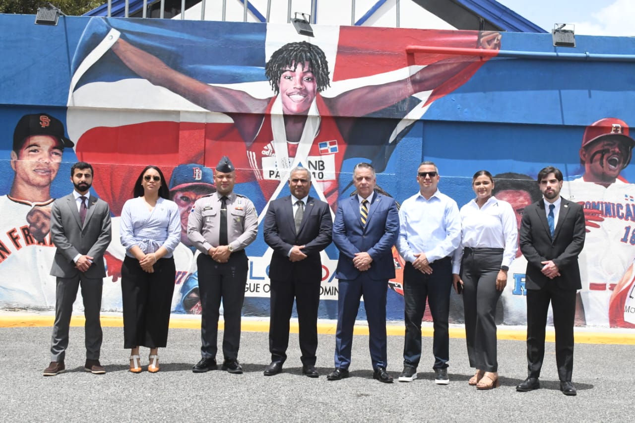 Por su lado, el presidente de la USIP, el general Mohamed Al Dhaheri, valoró la calidad y buen ambiente con el que cuenta el Alodom para alojar a nuestras delegaciones y lo he comprobado yo mismo con el recorrido que hicimos la mañana de del lunes”.
