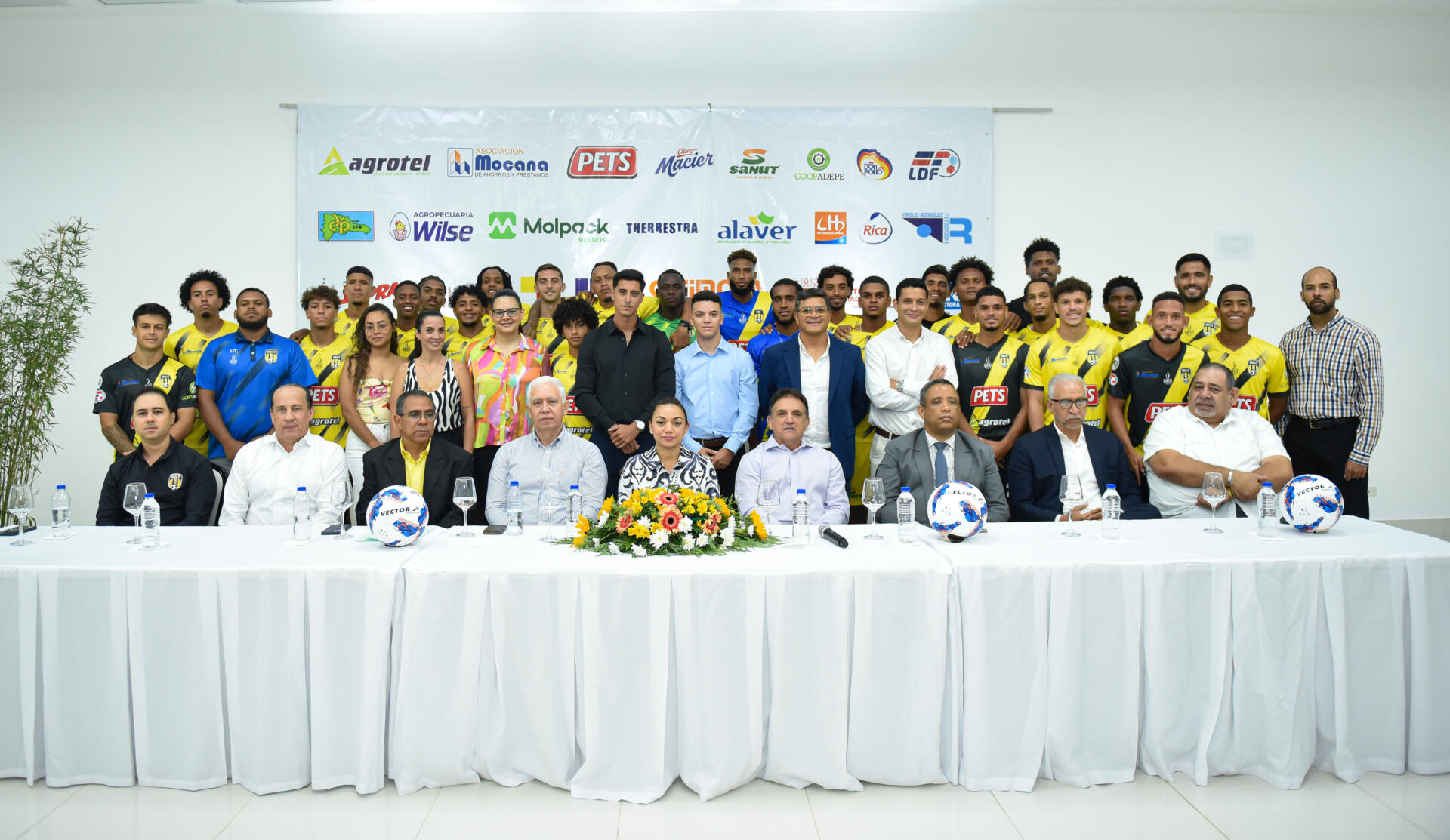El primer partido del Moca FC en la nueva temporada será este viernes 8 de agosto, enfrentando a Cibao FC en Santiago, a las 7:00 PM, en el estadio Cibao.