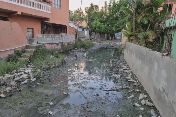 En Cancino Adentro reina el miedo ante posibles inundaciones por el huracán Erin. Foto: fuente externa