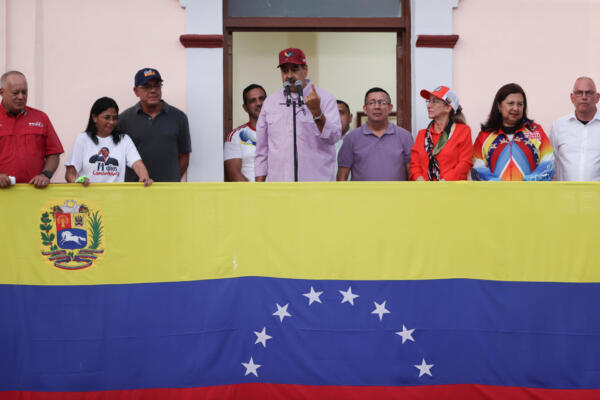 El presidente de Venezuela, Nicolás Maduro (c), en Caracas (Venezuela), en una fotografía de archivo. EFE/ Ronald Peña R.