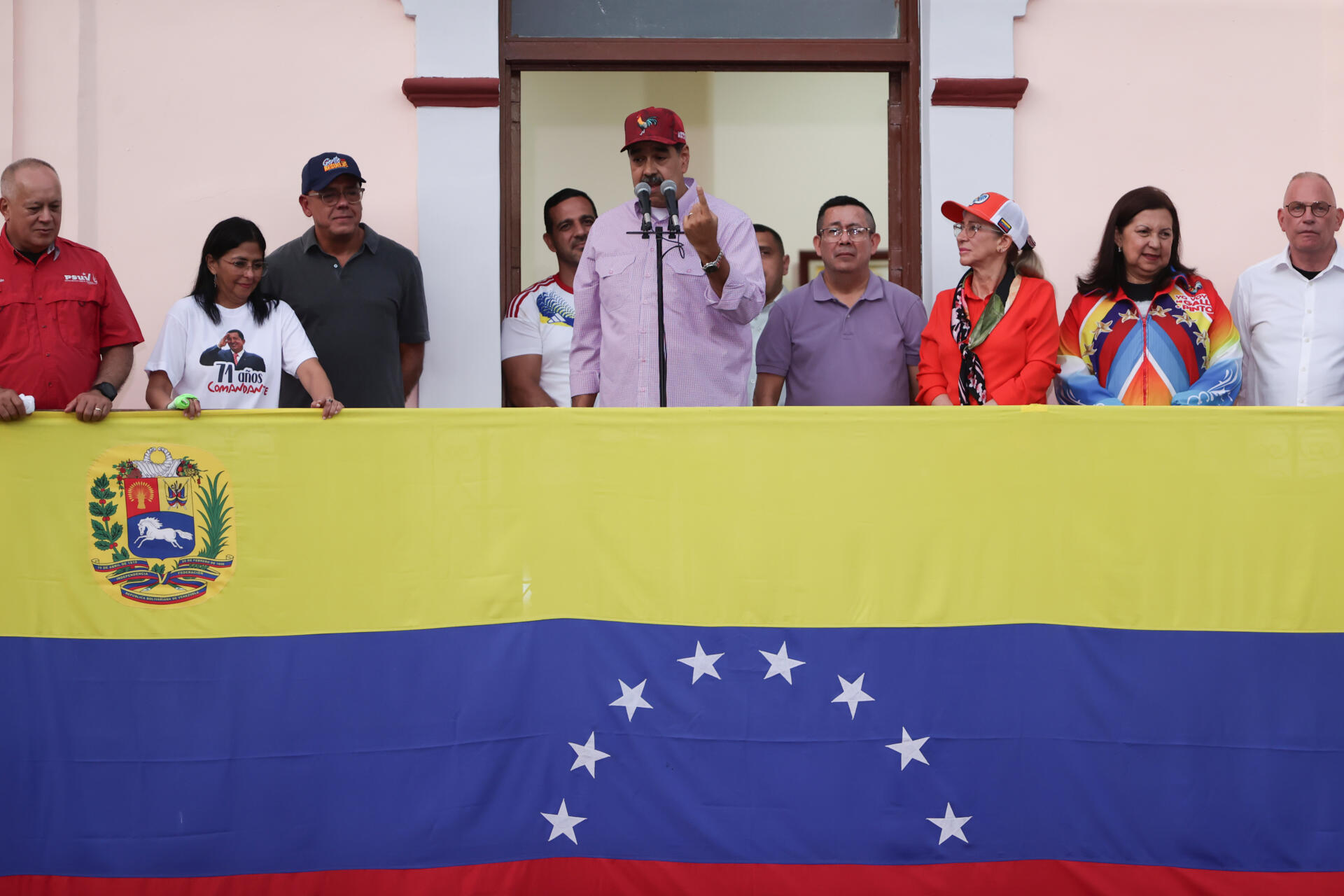 El Gobierno de Venezuela anunció este viernes una renovación del decreto de estado de emergencia económica firmado en abril pasado por el presidente, Nicolás Maduro,