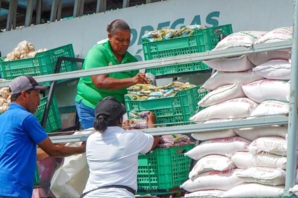 Inespre realiza ventas de alimentos a bajos precios en el  Capotillo