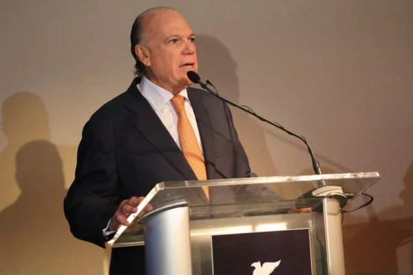 Luis Emilio Velutini