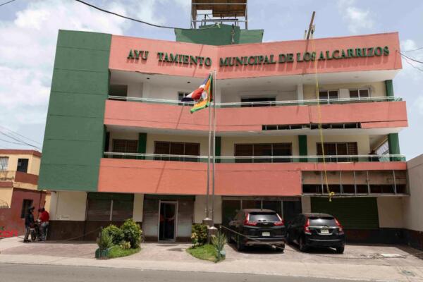 Para la remodelación del palacio municipal, el Ayuntamiento se vio obligado a indemnizar a 14 propiedades. Foto: Fuente externa 