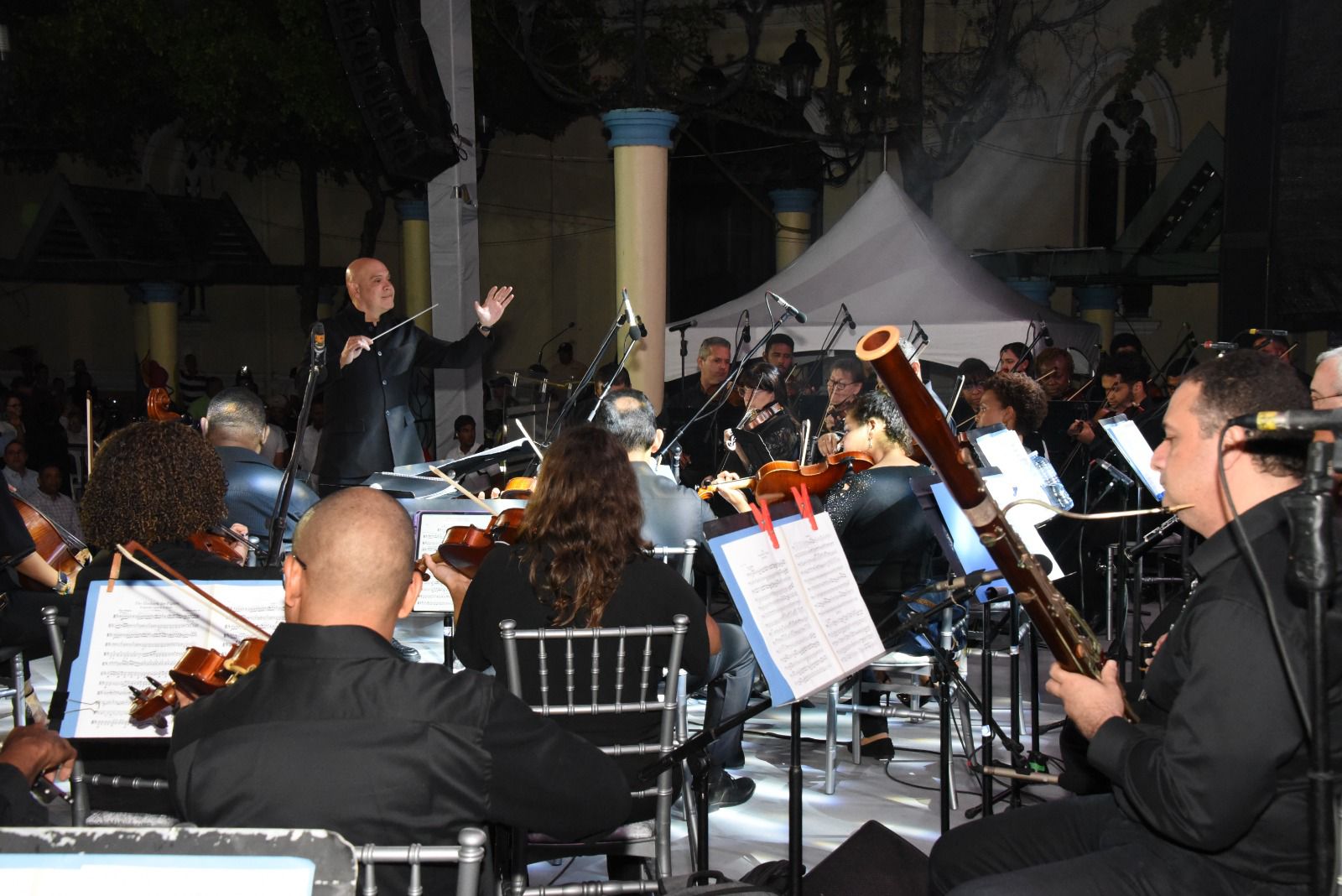 El concierto se llevará a cabo el próximo sábado 9 de agosto de 2025, a las 7:00 de la noche, en el Helipuerto de Sosúa.