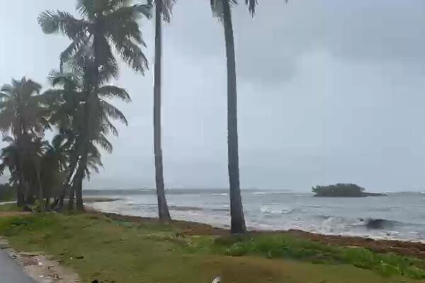 Autoridades clausuran balnearios y refuerzan medidas preventivas en Nagua por efectos del huracán Erin. Foto: foto externa 