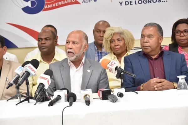 La ADP acompañará a las familias en su derecho constitucional (artículo 63) a exigir que el Estado garantice plazas para todos.