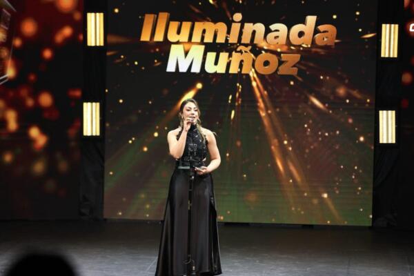 Premios Magazine Awards 2025 reconocen a periodista Iluminada Muñoz  