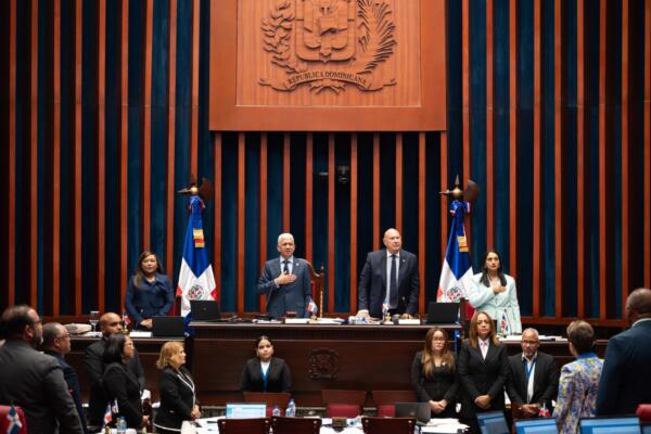 Pleno del Senado remite a Comisión Especial proyecto de ley orgánica que modifica el Código de Trabajo.  Foto: fuente externa