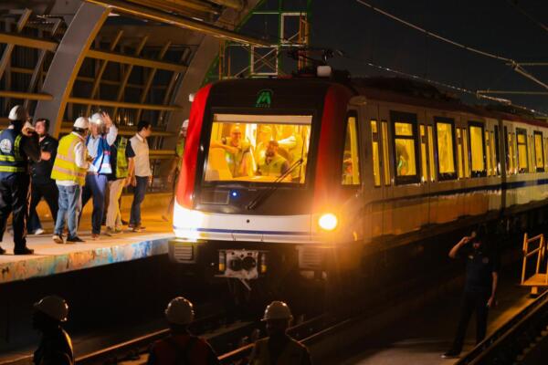 Ministro Jose Ignacio Paliza supervisa pruebas dinamicas de linea 2c del metro de Santo Domingo. Fuente: Dirección de comunicación de la presidencia