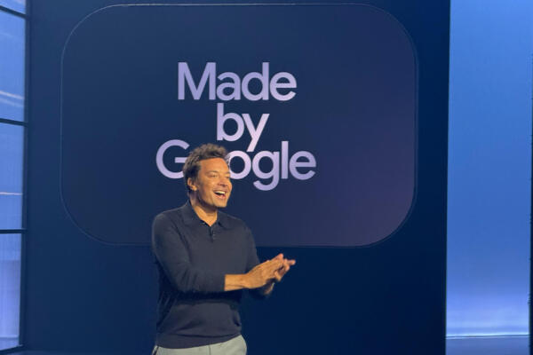 Jimmy Fallon habla durante el evento 'Made by Google' este 20 de agosto de 2025, en Nueva York ( Estados Unidos). EFE/ Sarah Yáñez Richards