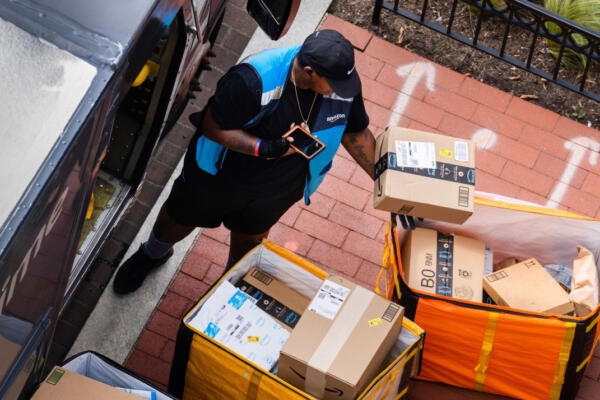 Aduanas confirmó que Amazon abrirá centro de distribución en República Dominicana