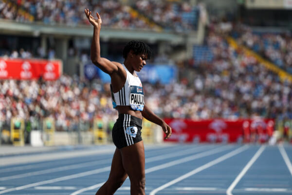 Marileidy Paulino en carrera de los 200 metros en Lausana, Liga Diamante