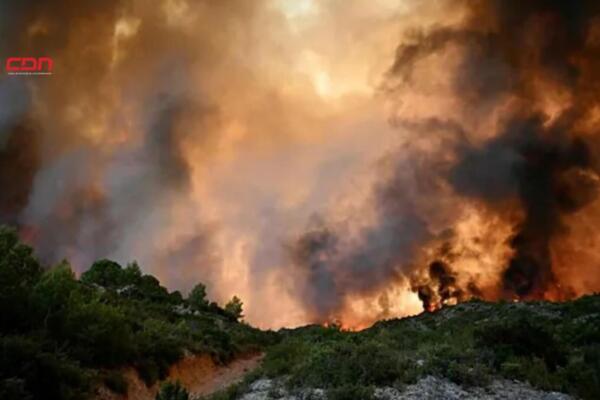 Ha quemado más de 16 mil hectáreas en el macizo de Corbières, cerca de la ciudad francesa de Narbona. Foto: Fuente externa 