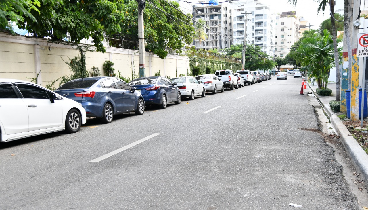RD$5,000 por parquear mal: arranca operativo