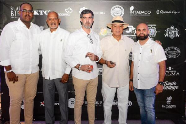 El evento se celebró en la ciudad de Santiago, la capital del tabaco, en las instalaciones del Santiago Country Club. (Foto/externa)