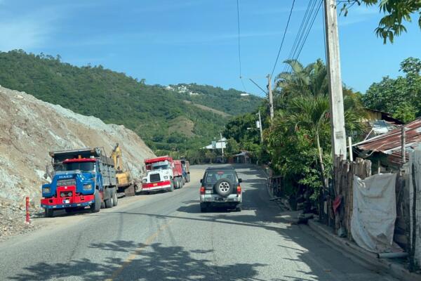 Destaca que las rampas las colocadas como medida preventiva para salvaguardar la vida de los conductores. Foto> Fuente externa