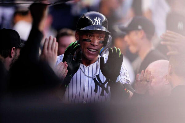 Resultados de la jornada del 12 de agosto en MLB 2025, con victorias destacadas de Yankees, Red Sox y Dodgers