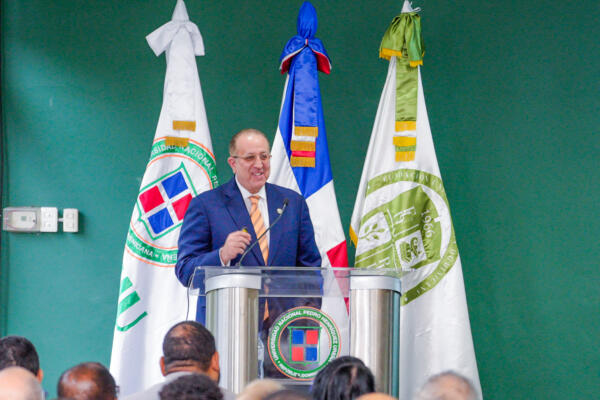 Magín Díaz, Ministro de Hacienda
Foto: fuente externa