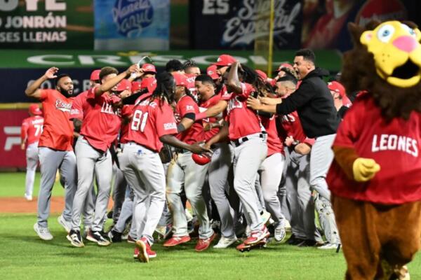Tanto Charros como Escogido expresaron su compromiso de buscar una nueva fecha en el futuro para la realización de la serie. 