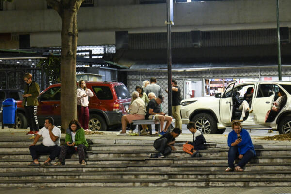  El sismo más reciente se sintió en la capital, Caracas, a más de 600 kilómetros de distancia / Foto: AFP 
