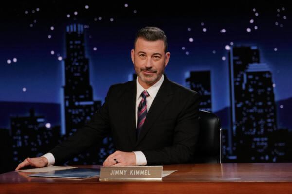 Termina el boicot contra el humorista Jimmy Kimmel en Estados Unidos
