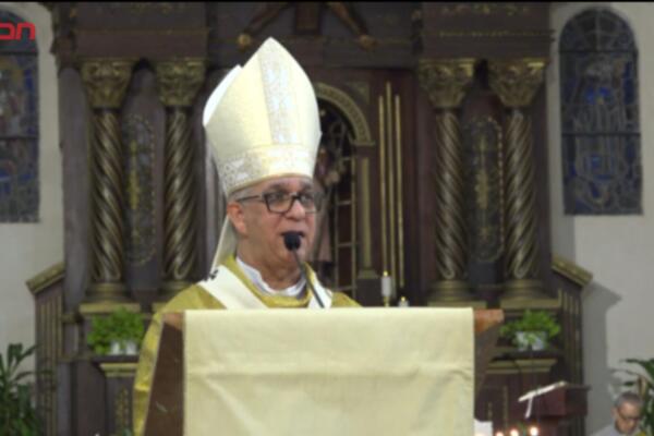 Monseñor Héctor Rafael Rodríguez, arzobispo metropolitano de Santiago.	