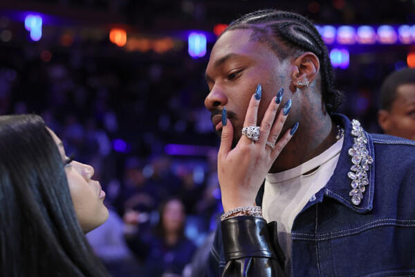 Cardi B confirma embarazo de Stefon Diggs