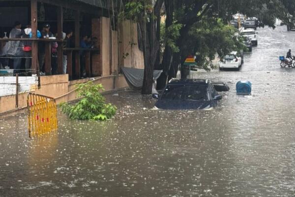 El Centro de Operaciones de Emergencias (COE) emitió alertas para la mitad de las provincias del país por una onda tropical y una vaguada.