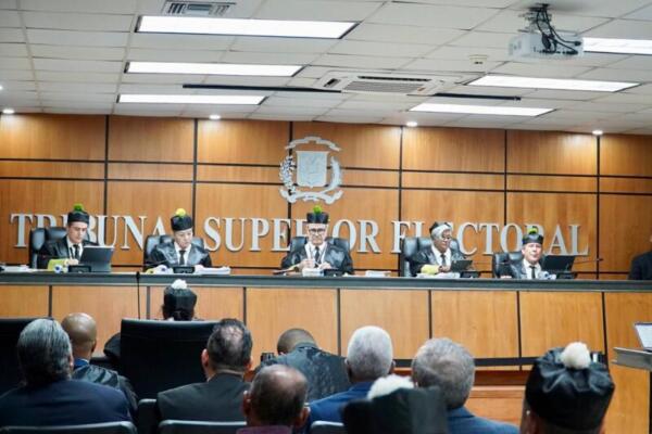 TSE dispone que JCE incluya residentes Costa Azul en colegios electorales circunscripción 1 D.N. Foto: fuente externa 