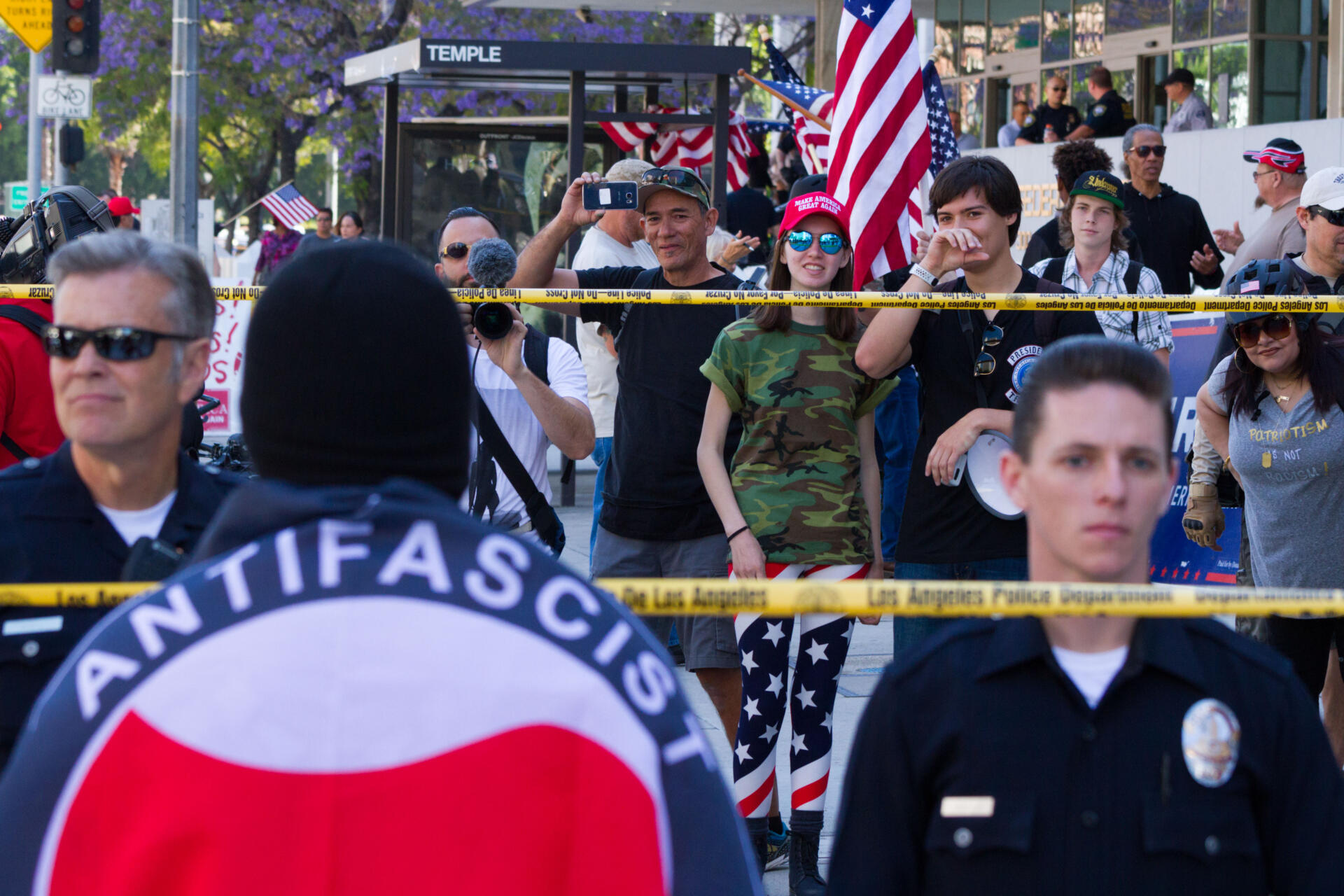 Trump designa oficialmente como "terrorista" al movimiento Antifa de EE.UU.