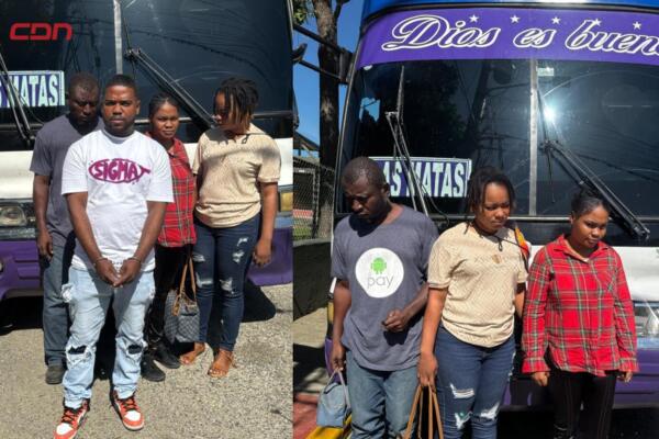Conductor junto a nacionales haitianos que transportaba de manera irregular en San Juan.
