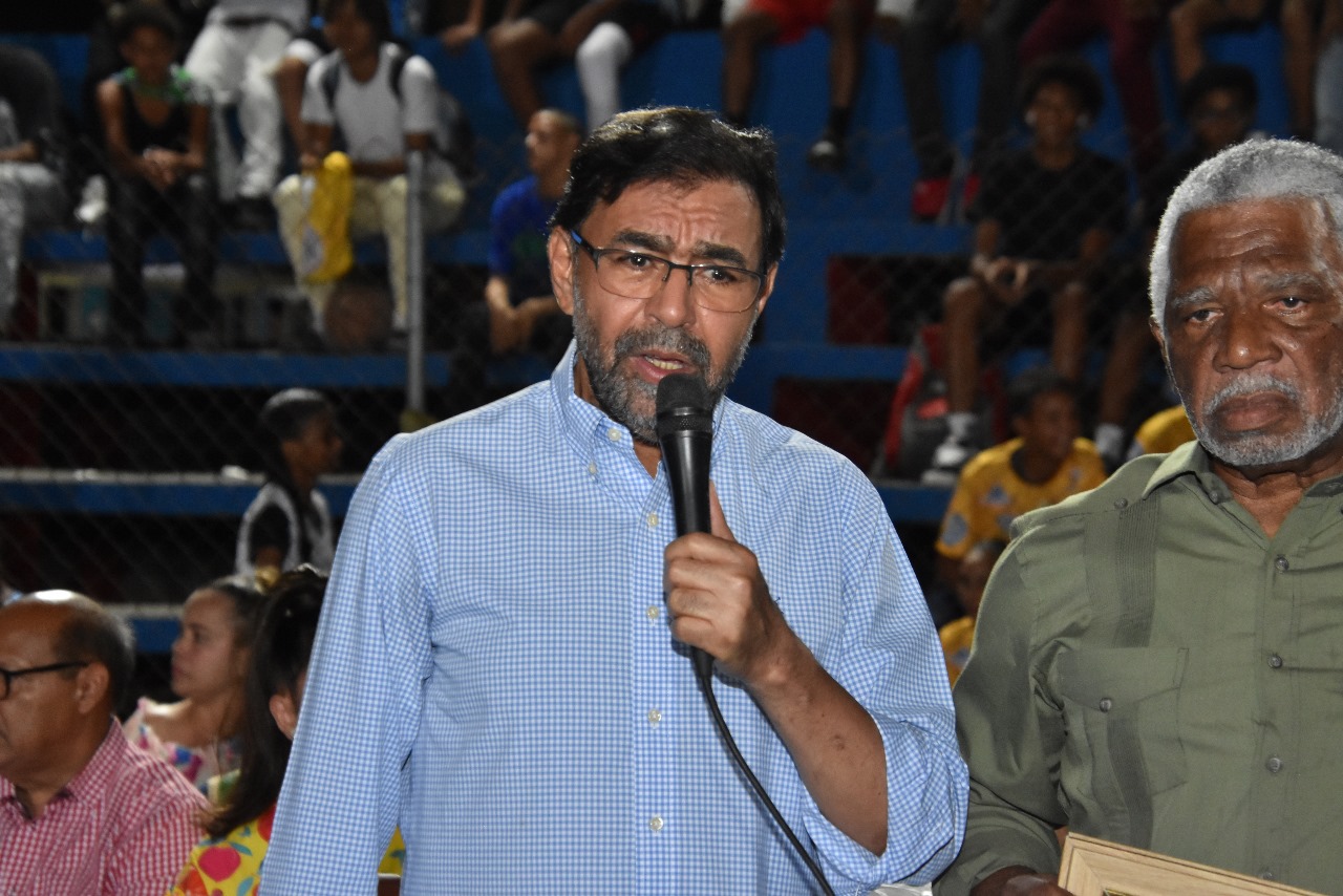 Caba Romano actual director del Instituto Nacional de Recursos Hidráulicos (INDRHI) gestionó el importante aporte de tres millones de pesos en la presidencia de la república para que el evento sea una gran realidad este año,