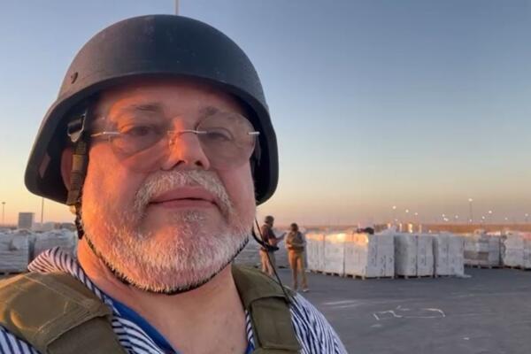 Alfonso Quiñones en zona de alimentos, Gaza - CDN