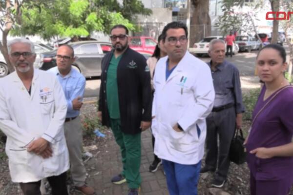 CMD denuncia crisis en el Oncológico del Cibao por cancelación de médicos y falta de transparencia.