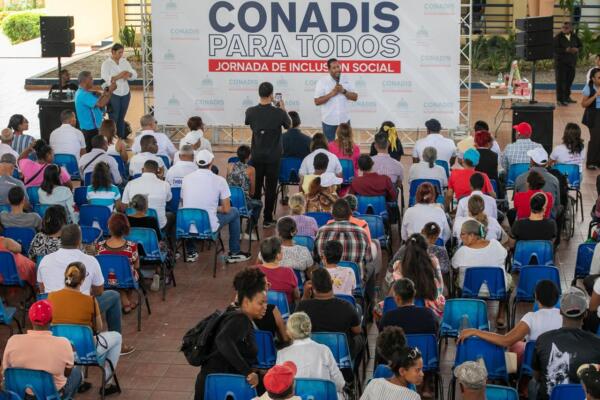 Conadis lleva jornada a Higüey con el apoyo de autoridades y el sector turístico en favor de las personas con discapacidad. Foto: fuente externa