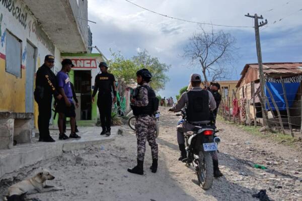 Varias personas fueron trasladadas al Comando Regional Sur por carecer de cédula de identidad.