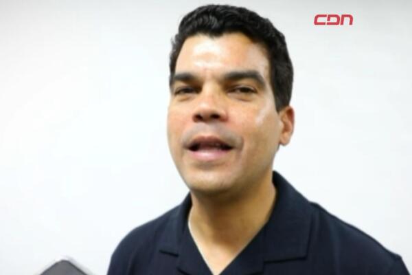  Wellington Arnaud, director ejecutivo del Instituto Nacional de Aguas Potables y Alcantarillados (INAPA)