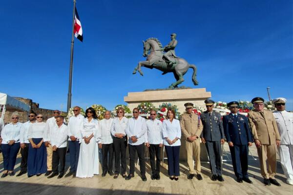 Claritza Rochtte Peralta, gobernadora de la provincia Puerto Plata pronunció las palabras de bienvenida.