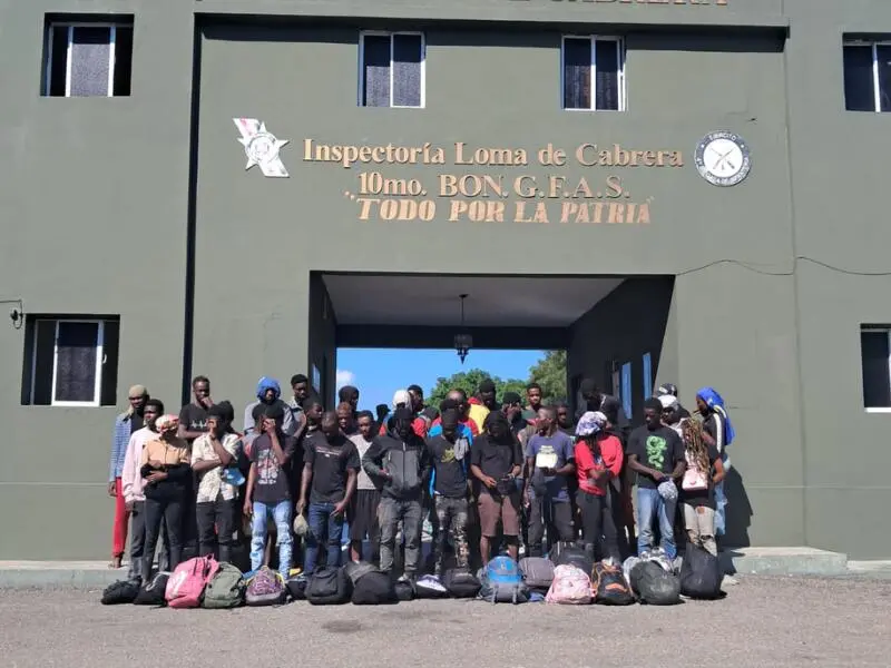 Ejército detiene a 48 nacionales haitianos indocumentados en Loma de Cabrera