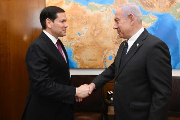 Imagen cedida por el Gobierno israelí del encuentro entre el secretario de Estado de Estados Unidos, Marco Rubio, y el primer ministro israelí, Benjamín Netanyahu. EFE/EPA/HAIM TZACH / GPO / HANDOUT HANDOUT EDITORIAL USE ONLY/NO SALES