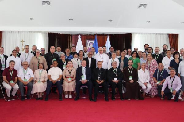 Santo Domingo, RD.- La República Dominicana fue sede del III Encuentro Latinoamericano y Caribeño de Responsables de Prevención de Abusos, con la participación de 53 representantes de comisiones nacionales de distintas conferencias episcopales. Entre ellos, obispos, sacerdotes, religiosas, laicas y laicos, provenientes de 16 países de América Latina y el Caribe, del 2 al 04de septiembre.