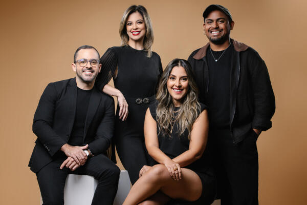 Conductores del programa “Despejando la X”