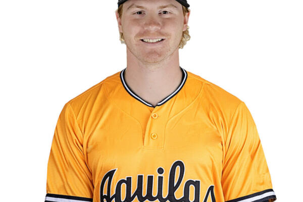 Prospecto de los Reales de Kansas City (quinta ronda, 2021), Cerantola posee experiencia reciente en Triple-A con los Omaha Storm Chasers en 2025. En su arsenal destaca una recta que consistentemente alcanza entre 94 y 97 millas por hora, además de una excelente curva como complemento.