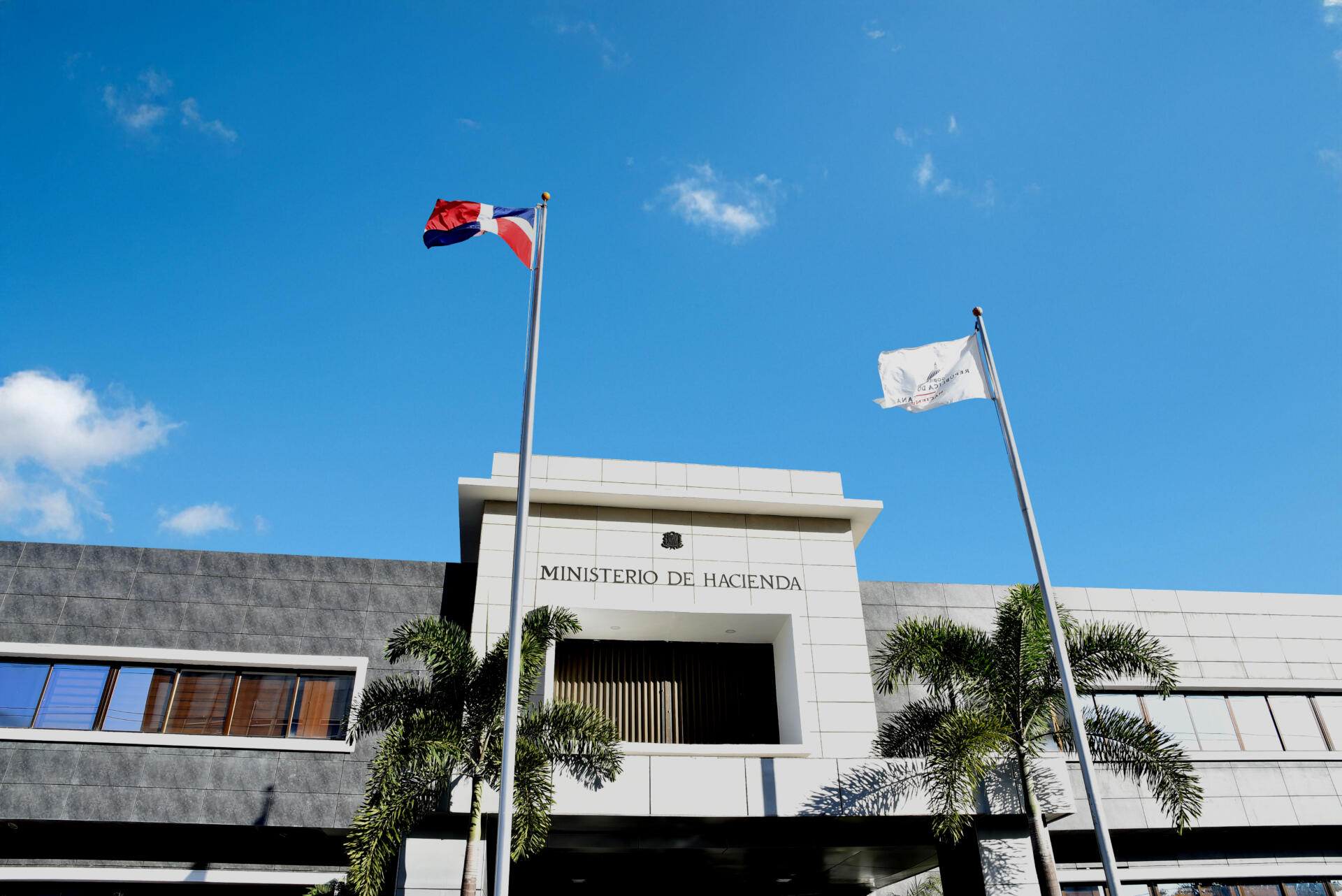 República Dominicana emite bonos soberanos por US$1,600 millones con tasa competitiva de 5.875%
