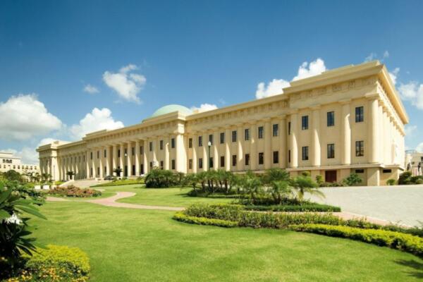 Palacio de Bellas Artes tiene las luces encendidas para abrir sus puertas al FITE 2025